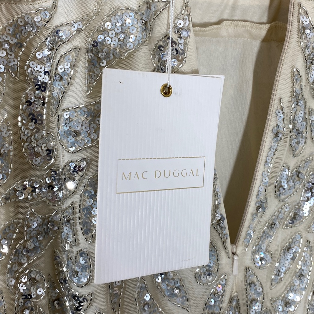 NWT Mac Duggal Silver Ivory Embellished Illusions Cap Sleeve Gown 5532 Size 8 - Picture 13 of 16